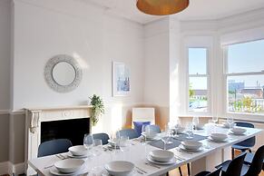 7 Seafield Road
