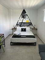 Nomada Beach Hostel - Adult Only