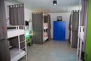 Nomada Beach Hostel - Adult Only