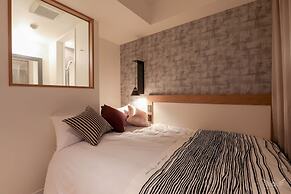 FFFFFF HOTEL