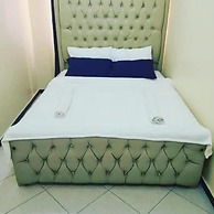 Stay.Plus Bamburi Mtambo Apartments