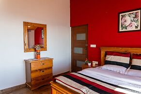 Veenu's Cottage