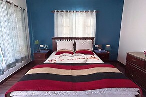 Veenu's Cottage