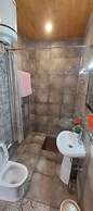 Veenu's Cottage