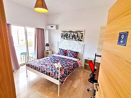 Central Square Nomadic Rooms
