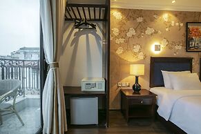 Golden Legend Boutique Hotel