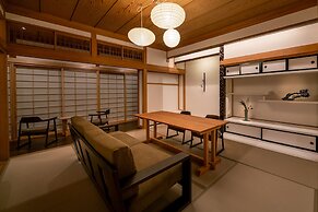 BYAKU Narai