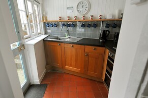 Monmouth Cottage