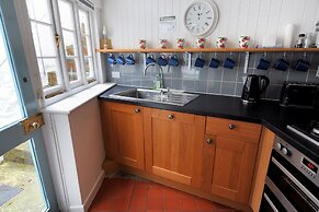 Monmouth Cottage
