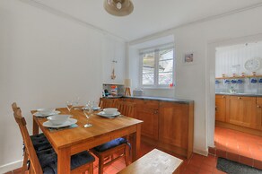 Monmouth Cottage