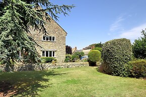 Manor Lodge