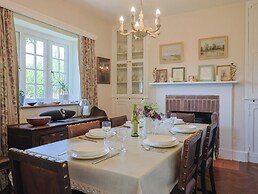 Lynch Cottage