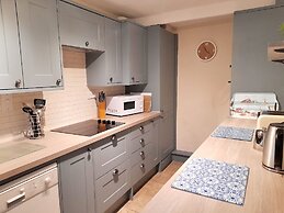 Honeysuckle Cottage