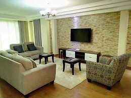 Stay.Plus Skyline Executive Apartment