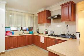 Stay.Plus Skyline Executive Apartment
