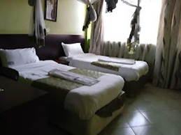 Nelis Park Hotel