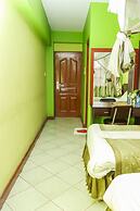 Nelis Park Hotel
