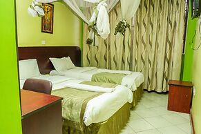 Nelis Park Hotel