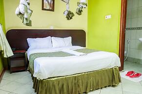 Nelis Park Hotel