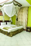 Nelis Park Hotel