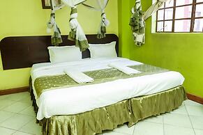 Nelis Park Hotel