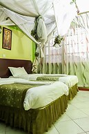 Nelis Park Hotel