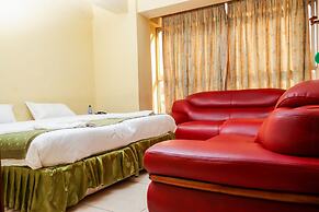 Nelis Park Hotel