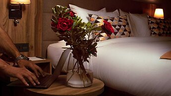 Urban Hotel and Spa