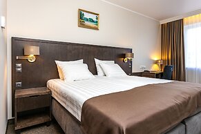 Adoryal Hotel