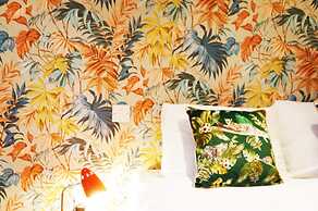 Zen Garden Cottage - Sleeps 2 - Patio & Parking