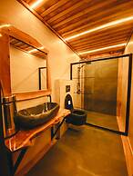 ZirvedeKal Suit Otel
