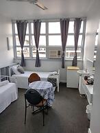 Ayr Hotel