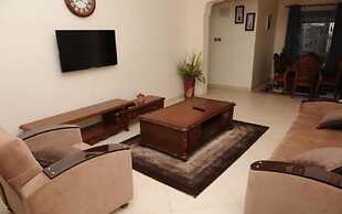 Eric Wilkins apartments Hotel