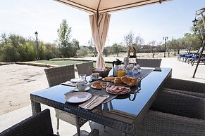 El Toril Glamping Experience