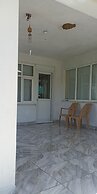 Salda Gölü Kumsalda Apart Pansiyon