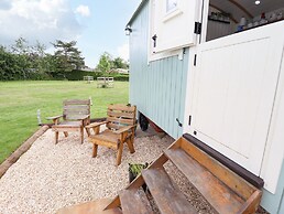 Honeybee Lodge