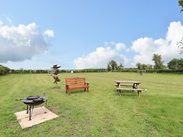 Honeybee Lodge