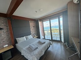 QCUNDA OTEL RESTORANT