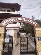 Moon & Sun Otel
