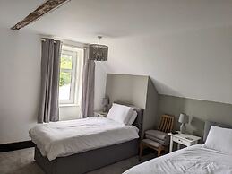 Lochaline Hotel