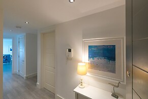 Peninsula Apartment 2