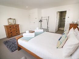 3 Praa Cove