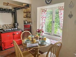 Rose Cottage in Holcombe