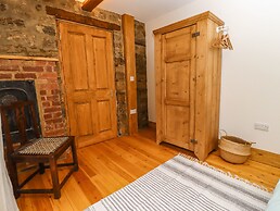 1 Chews Cottage