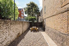 Islington Charm