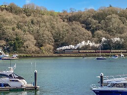 15 Dart Marina