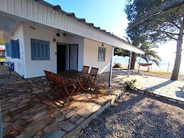 Beachfront/2br/garden/bbq/seaview/quietretreat