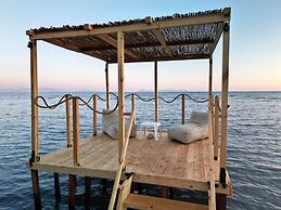 Beachfront/2br/garden/bbq/seaview/quietretreat