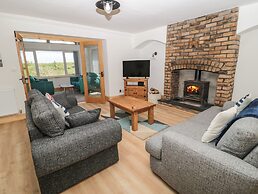 24 Hauxley Links