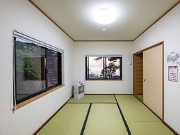 Toya Cliff House